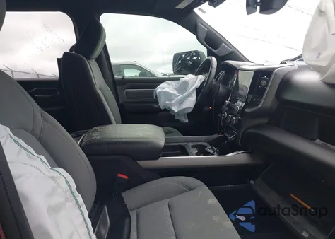 2022 Ram 1500 Big Horn/Lone Star z USA, uszkodzony, nr VIN 1C6SRFFT4NN405928